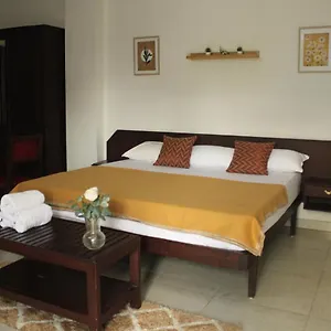  Hotel Noor Plaza India